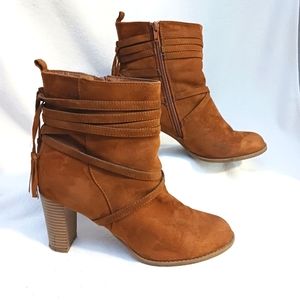 Ankle Boots Bohemian Tassels Brown Vegan Suede by Report Sz 9.5